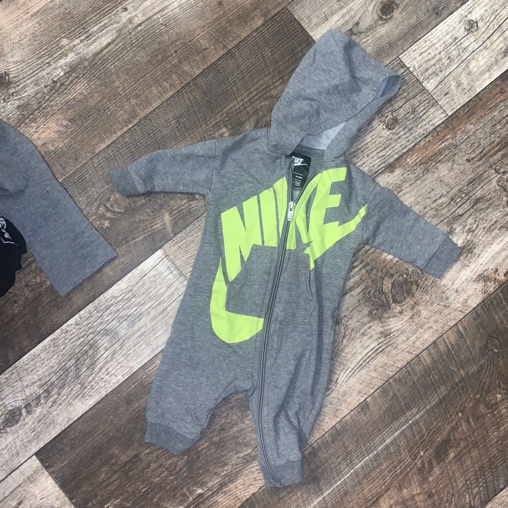 6 month Nike